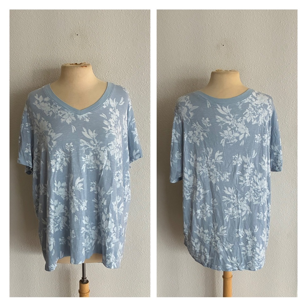 Torrid floral tee